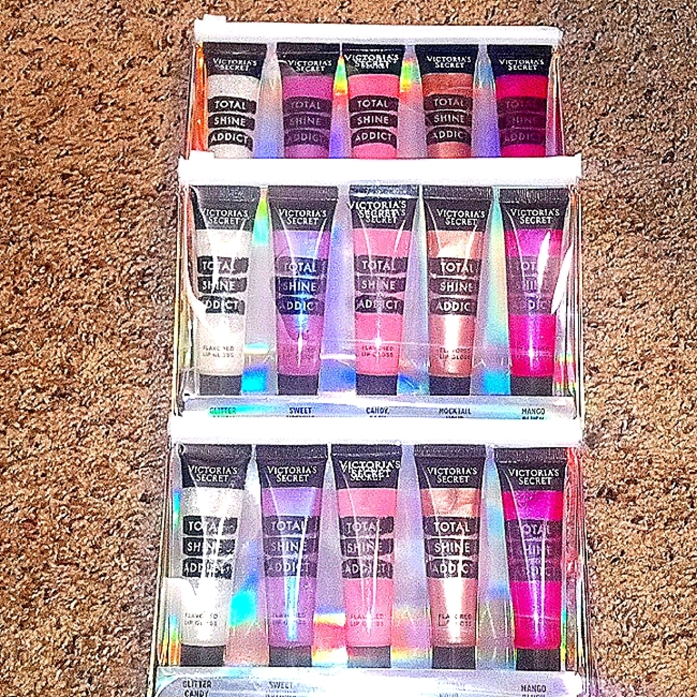 VS lipstick